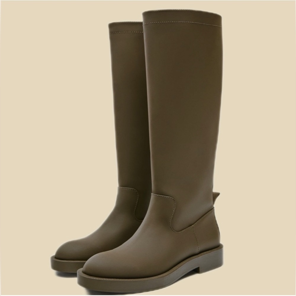 ZARA || Women’s Rubberized Sole Brown Boots. Sz. 7.5 (38)